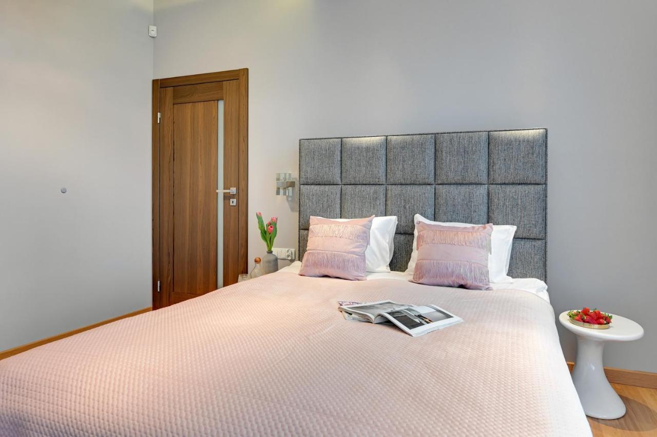 Premium Residence By Welcome Apartment Гданск Екстериор снимка