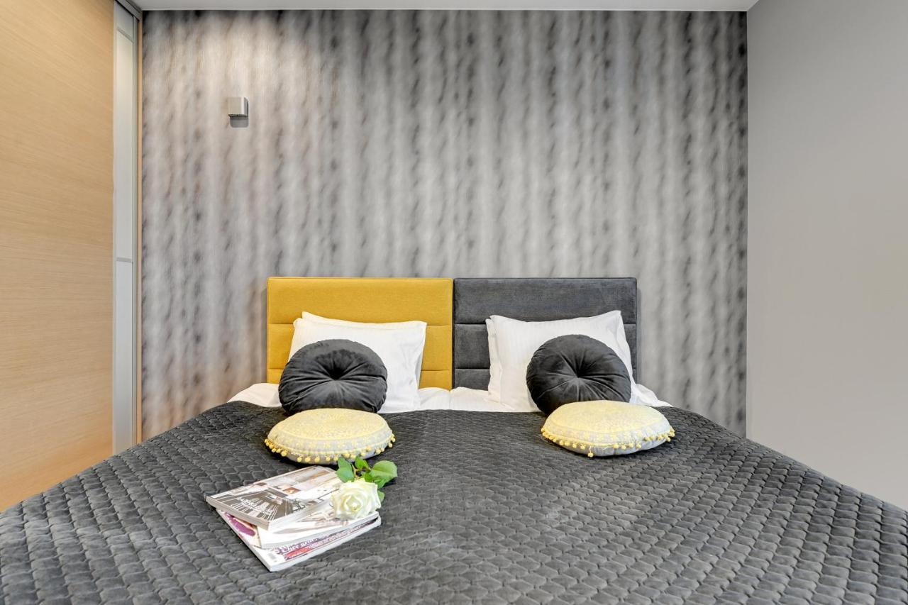 Premium Residence By Welcome Apartment Гданск Екстериор снимка
